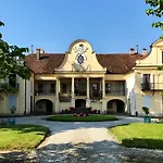 Chateau De D'hotes 4* Mathod