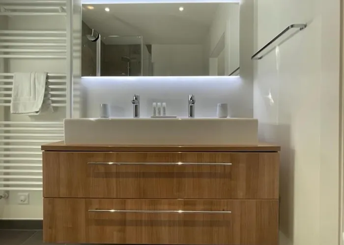 Château De D'hôtes Alojamento de Acomodação e Pequeno-almoço 4*