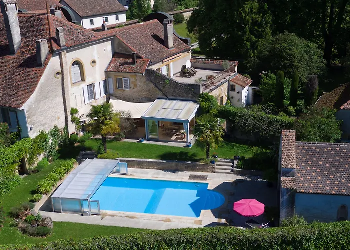 Chateau De D'hotes Bed & Breakfast