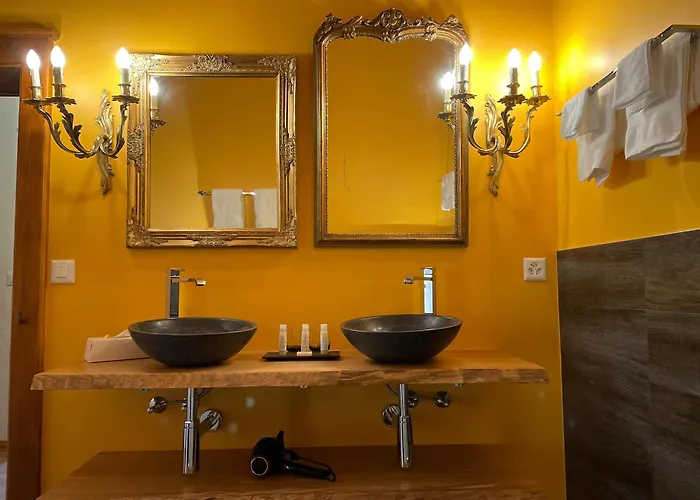 Bed & Breakfast Chateau De D'hotes 4*