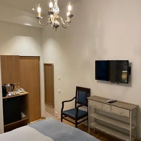 Chateau De D'hotes לינה וארוחת בוקר 4*