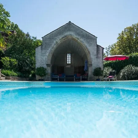 Chateau De D'hotes לינה וארוחת בוקר 4*